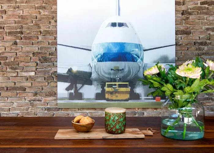 Lovely In Gorssel With Private Swimming Pool, Be Inside Or Outside 펜션